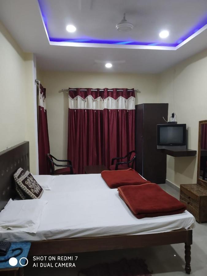 Hotel Avadh Balrāmpur Extérieur photo